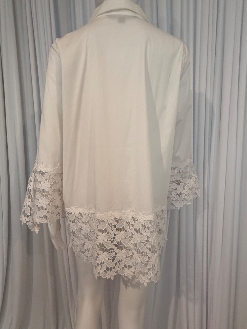 Colleen Lopez White Lace Trim Button Front Blouse L NWOT - Picture 4 of 16